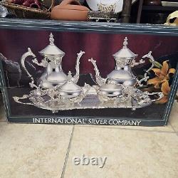 International Silver Co. 5-Piece Silver Plate Coffee and Tea Set withServing Tray