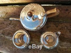 Stylish Solid silver tea set Charles and Richard Comyns London 1924
