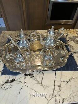 Vintage Oneida Venetian Silver Plated 5 Piece Footed Ornate Tea & Coffee Set