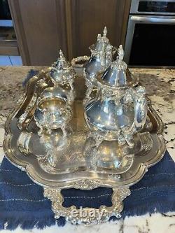 Vintage Oneida Venetian Silver Plated 5 Piece Footed Ornate Tea & Coffee Set