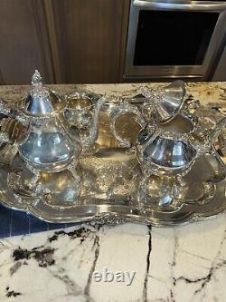 Vintage Oneida Venetian Silver Plated 5 Piece Footed Ornate Tea & Coffee Set