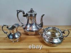 Assiette De Café En Argent Antique Elkington & Co Etched Tea Pot