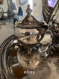 Ensemble à thé en argent plaqué Baroque Wallace (ensemble à thé de 6 pièces avec 2 assiettes en argent)