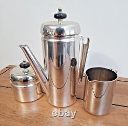 Ensemble de cafetière / théière en ligne géométrique en argent plaqué de style Art Déco MCM vintage