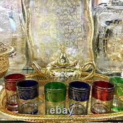 Ensemble de thé doré luxueux fait à la main marocain : théière, plateau à thé, ensemble de 6 tasses à thé