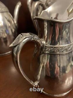 Ensemble de thé et de café en argent soldé de 5 pièces de la Gorham Mfg. Co. 040 A antique