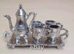 Rare Vintage 1978 IMPERIAL 51 PC Ensemble de thé miniature en métal coulé argenté pour maison de poupée