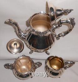 Service à thé en argent plaqué de style baroque de la marque WALLACE, modèle vintage, 3 pièces