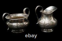 Service à thé en argent plaqué reproduction Sheffield antique 4 pièces, gravé à la main