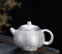 Service à thé en argent pur 999 en argent sterling avec théière en argent pur, gaiwan et tasses en porcelaine.