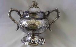 Service à thé en métal argenté antique de R. L. Gleason & Fils, très rare.