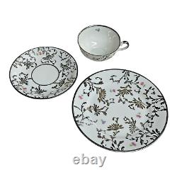 Service à thé en porcelaine de Bohême pour 6 personnes avec incrustation en argent sterling de style Art Nouveau, comprenant 23 pièces en excellent état.