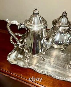 Service à thé et à café en argent antique avec motif Chippendale par International Silver