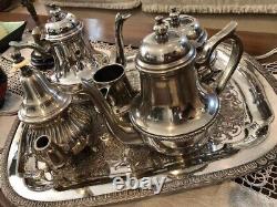 Service à thé marocain en argent SADF collectionnable. Très bon état