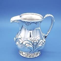 Service à thé repoussé en argent plaqué de l'ère victorienne de la compagnie Wilcox Silver Plate Co.