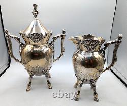 Service à thé vintage WILCOX Silverplate Co avec 4 cafetières gravées à feuilles d'érable et pot à lait