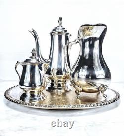 Service complet de café et thé en argent de William Adam de style vintage avec plateau, pot, cruche et crémier.