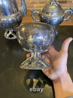 Service de théière et café en argent plaqué vintage antique, ensemble de 5 pièces, base en forme de tronc d'arbre aux glands