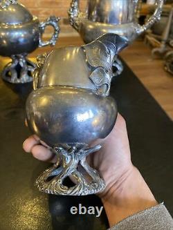 Service de théière et café en argent plaqué vintage antique, ensemble de 5 pièces, base en forme de tronc d'arbre aux glands