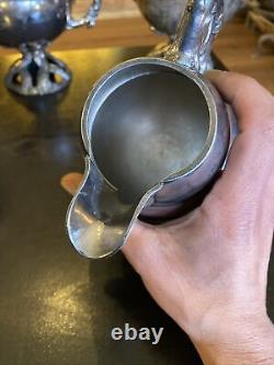 Service de théière et café en argent plaqué vintage antique, ensemble de 5 pièces, base en forme de tronc d'arbre aux glands