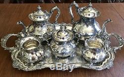 Un Ensemble De 7 Pièces Antique Pairpoint Silver Plate Tea Coffee Set