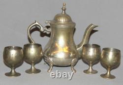 Vintage Arabe Islamique Gravé Epns Set 4 Gobelets Et Café De Thé Pot Pitcher Jug